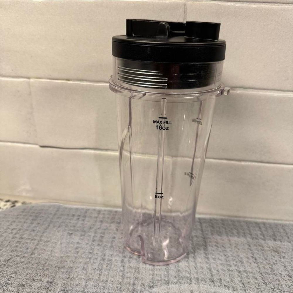 Ninja 16oz Replacement Blender Cup Travel Mug w Sip Lid Clear Shakes Smoothie